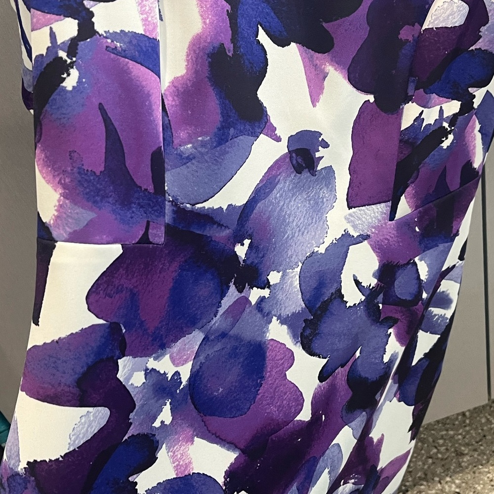 Vince Camuto abstract purple knee length dress with pockets size 14 EUC - Picture 3 of 6